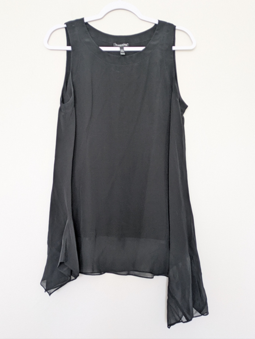 Eileen Fisher Black 100% Silk Asymmetrical Hem Sleeveless Top Sz Petite M